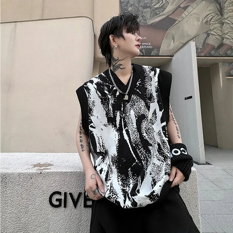 Abstract Pattern V-neck Loose Tank Top