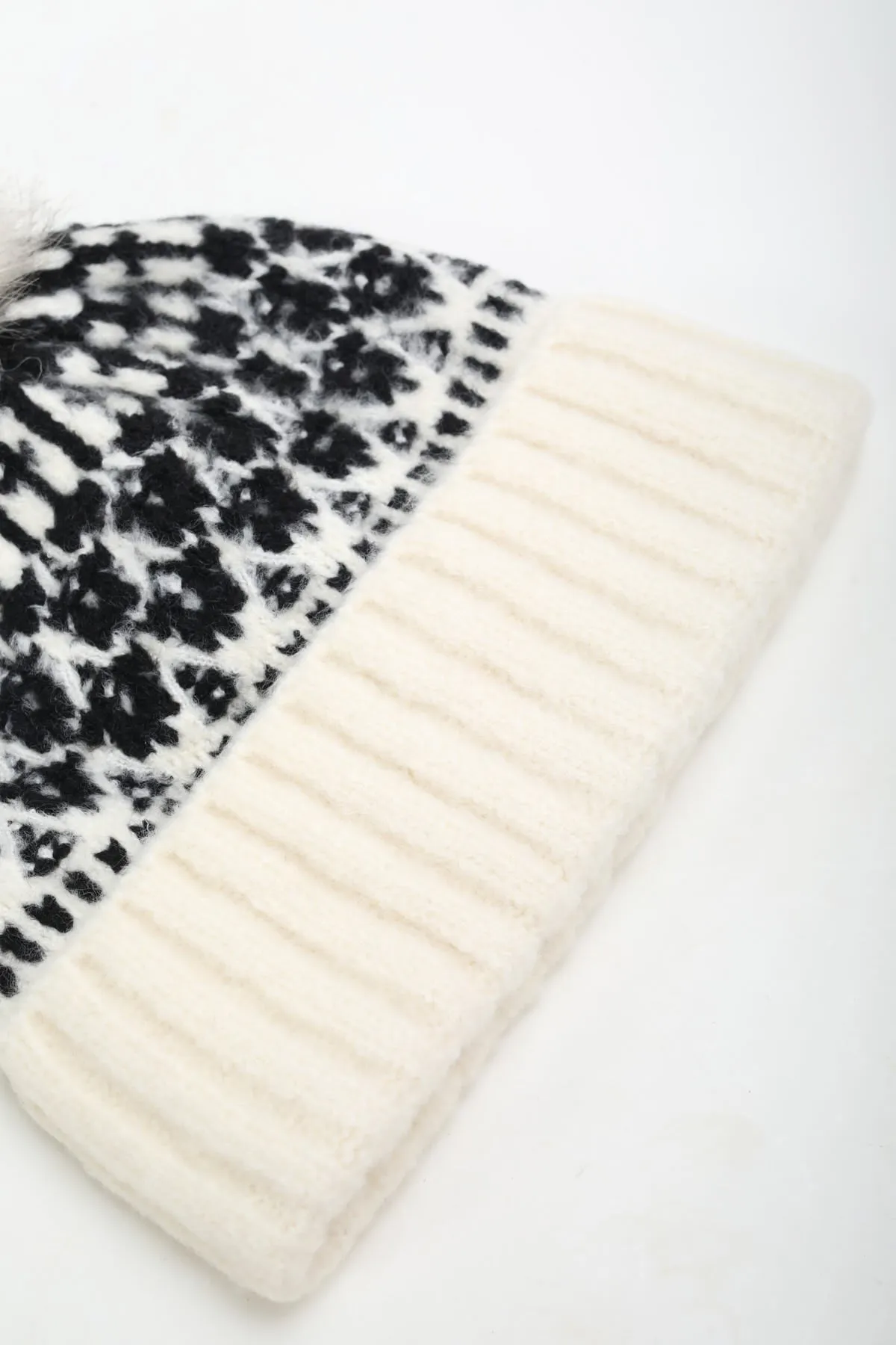 Cream Fairisle Knit Beanie Hat