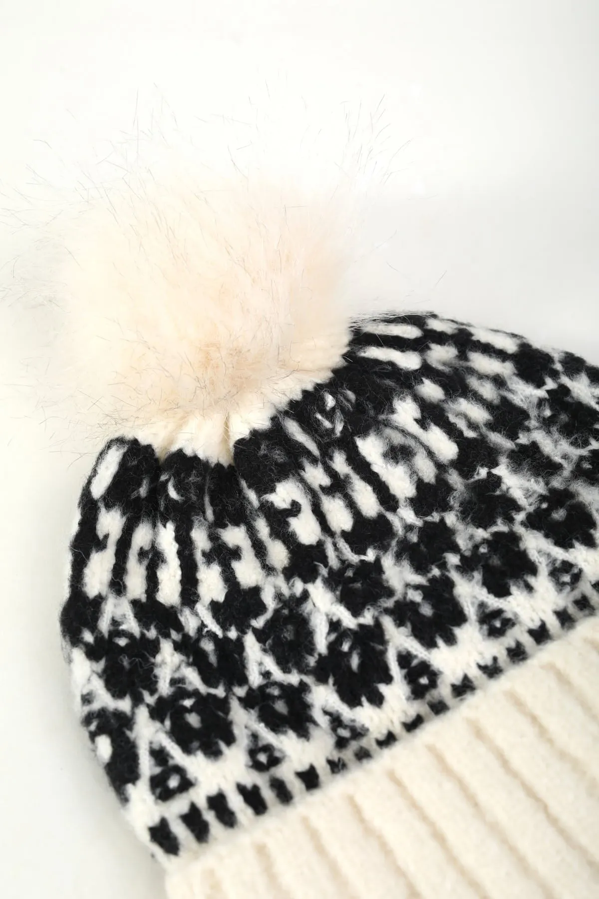 Cream Fairisle Knit Beanie Hat