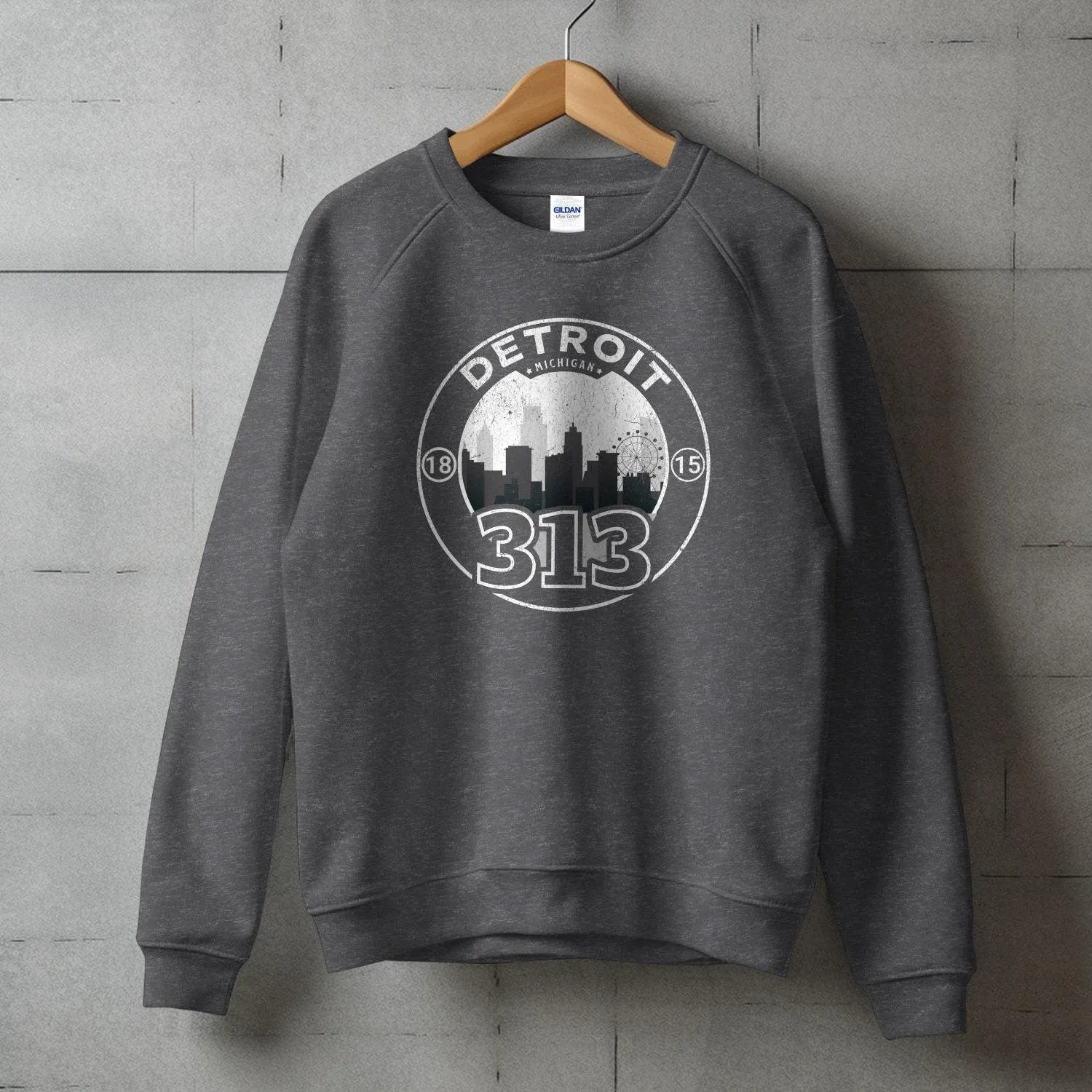 Detroit 313 Michigan City Skyline T-Shirt, Vintage Style Urban Tee, Unisex Graphic Shirt for Locals and Tourists
