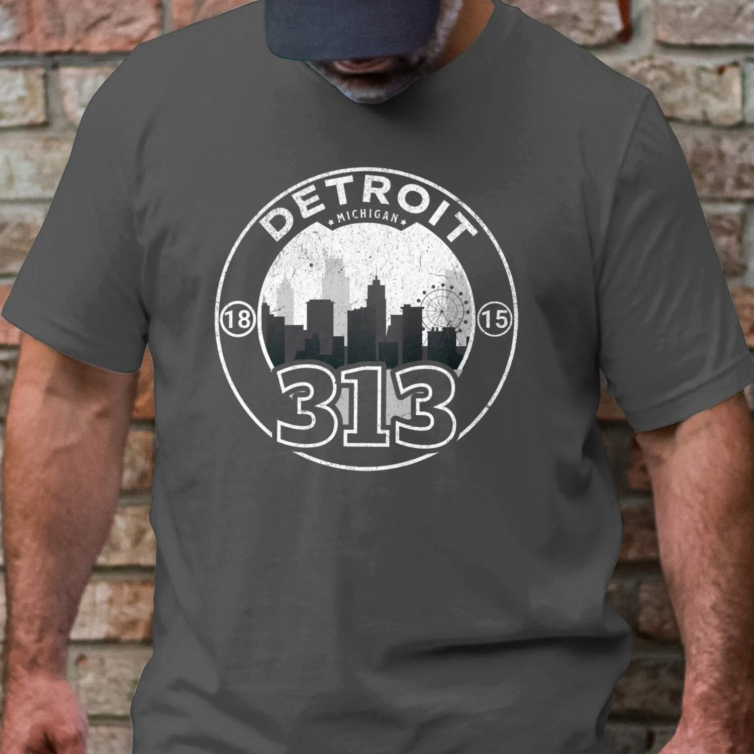Detroit 313 Michigan City Skyline T-Shirt, Vintage Style Urban Tee, Unisex Graphic Shirt for Locals and Tourists