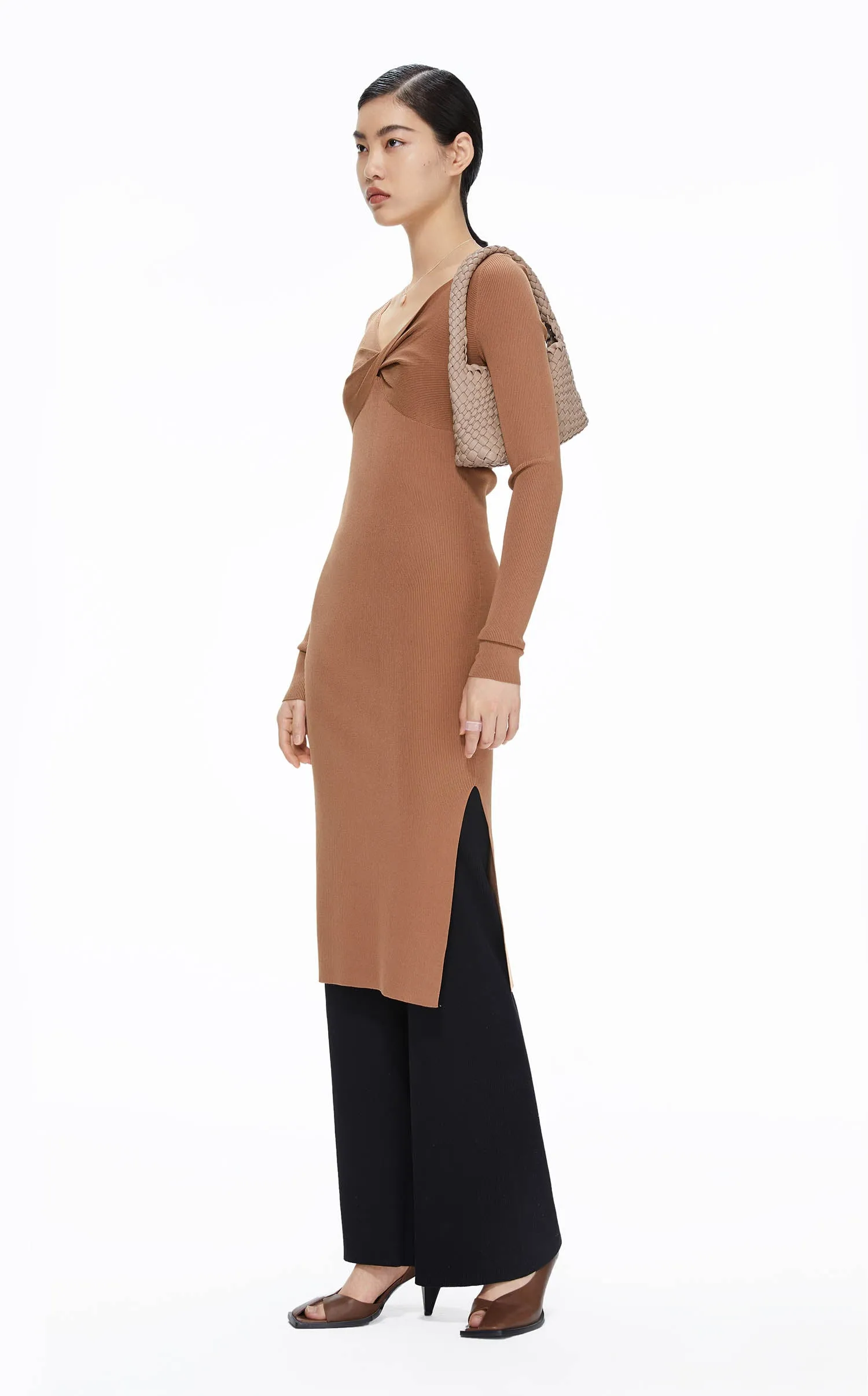Dresses / JNBY Slim Fit V-Neck Long Sleeve Knitted Dress