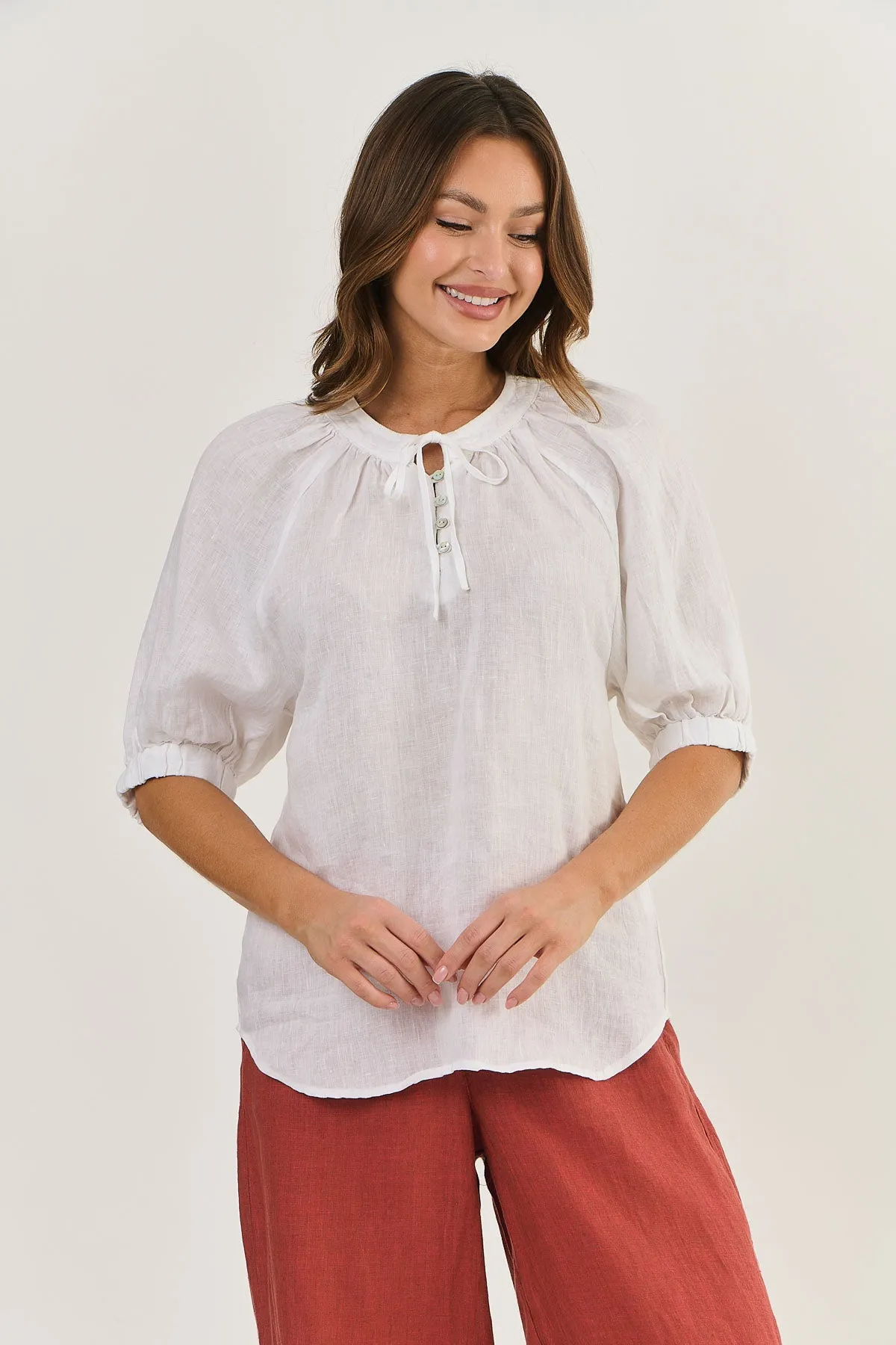 GA540 Linen Top in White