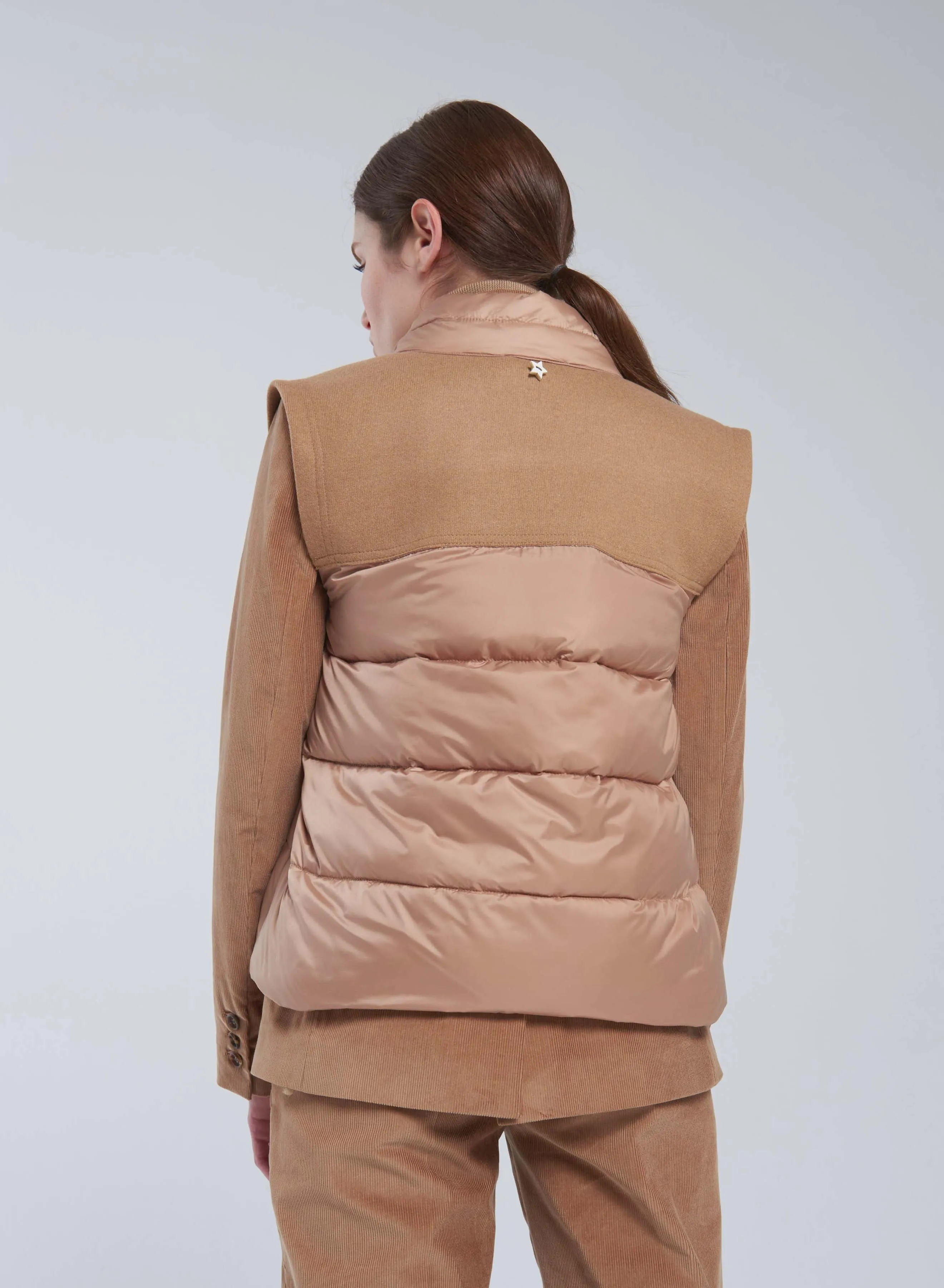 GILET IMBOTTITO IN NYLON E MAGLIA