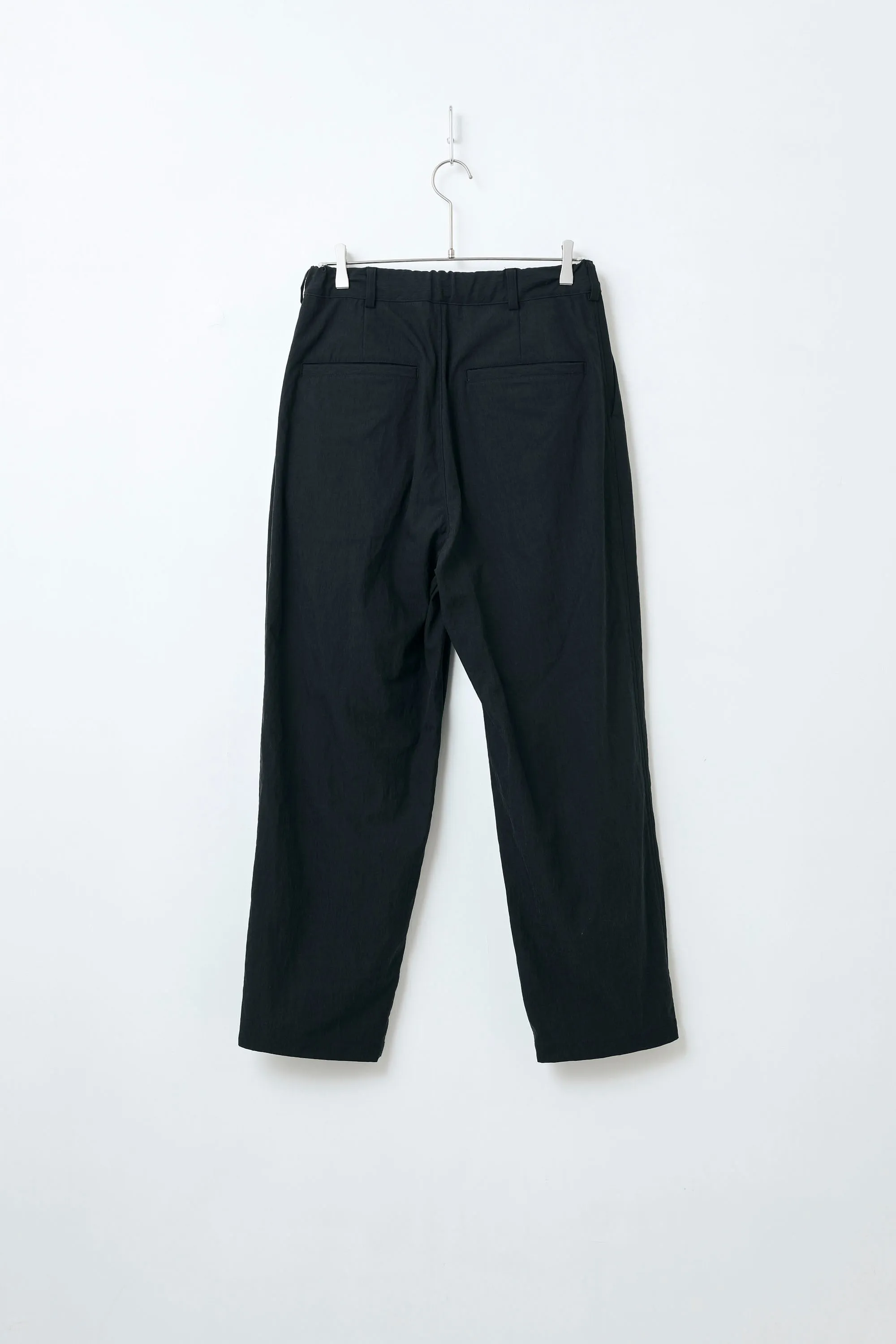 kontor / 3 PLEAT NYLON PANTS