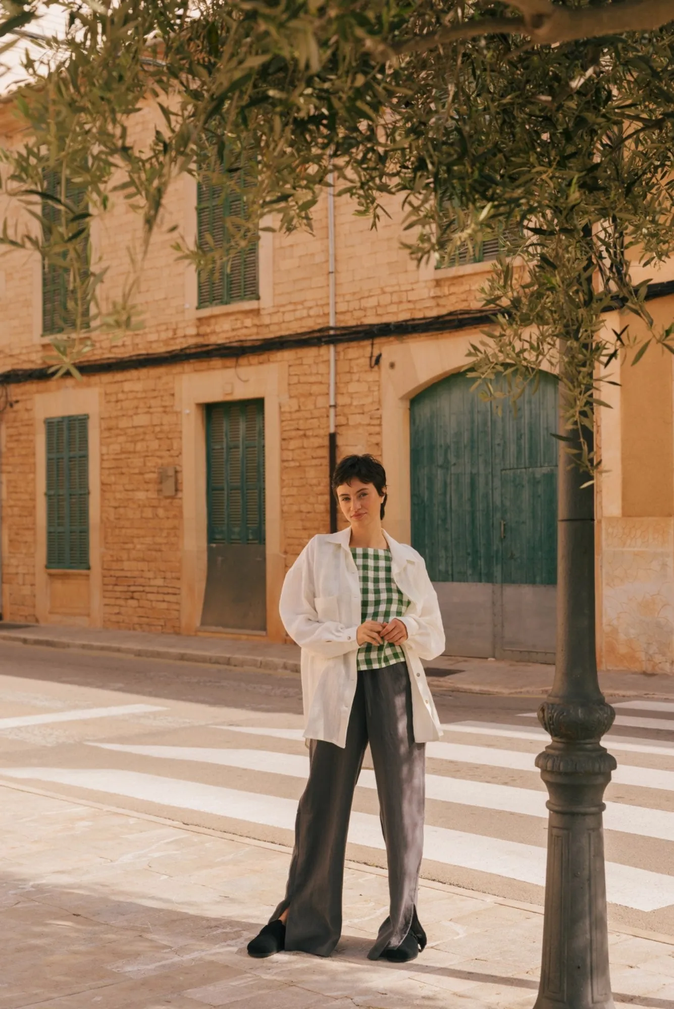 Leah Wide Linen Pants With Slits