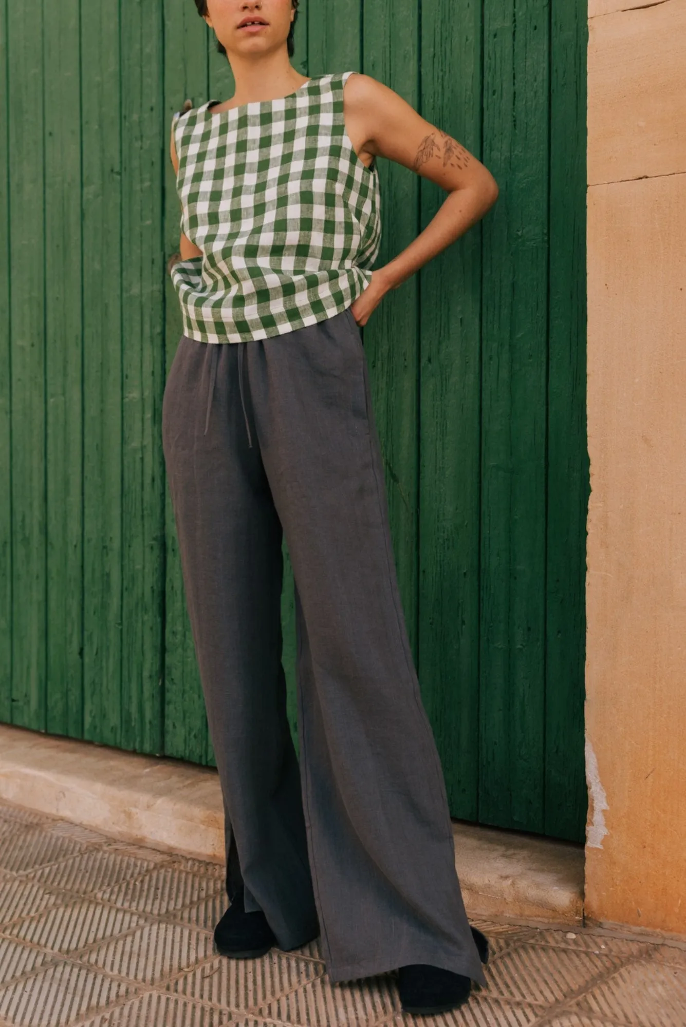 Leah Wide Linen Pants With Slits
