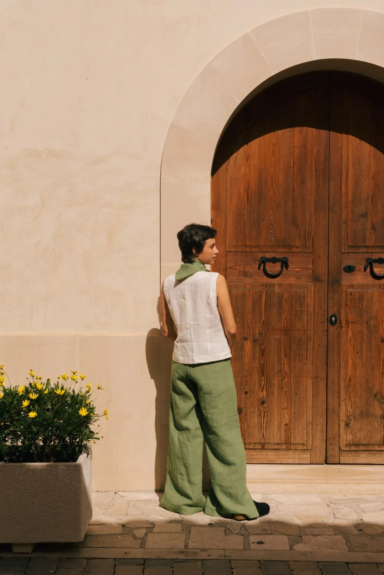 Leah Wide Linen Pants With Slits