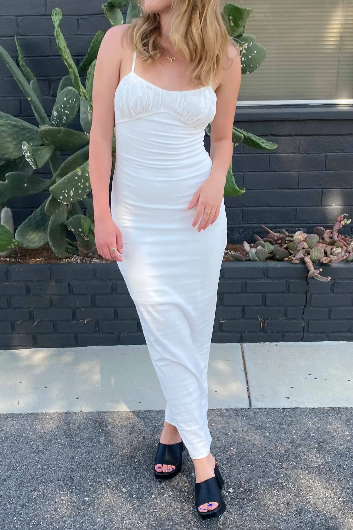 Linen Ruched Maxi Dress