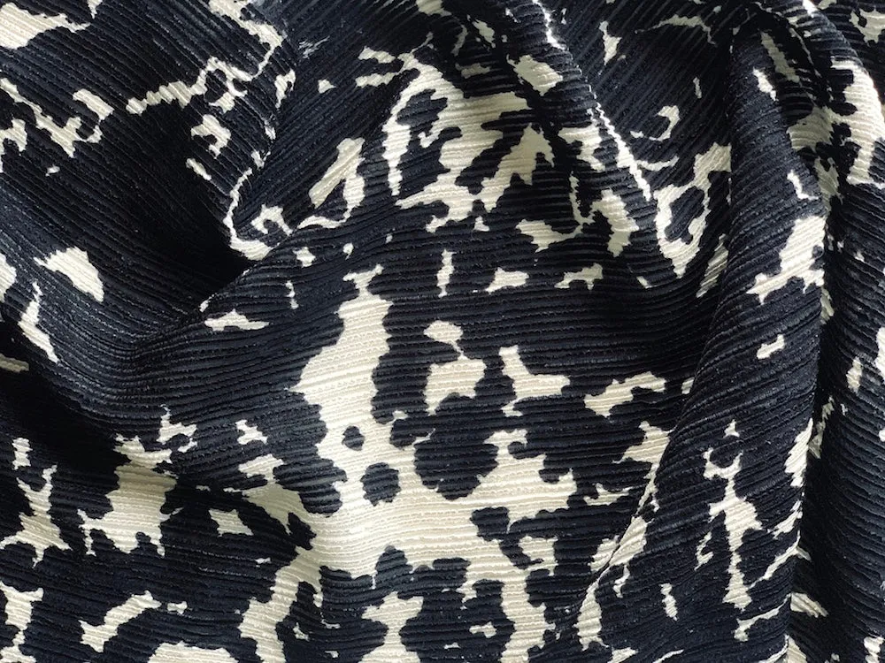 Luigi Verga Elegant Mock Silk Blend Faille (Made in Italy)