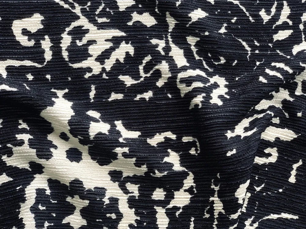 Luigi Verga Elegant Mock Silk Blend Faille (Made in Italy)