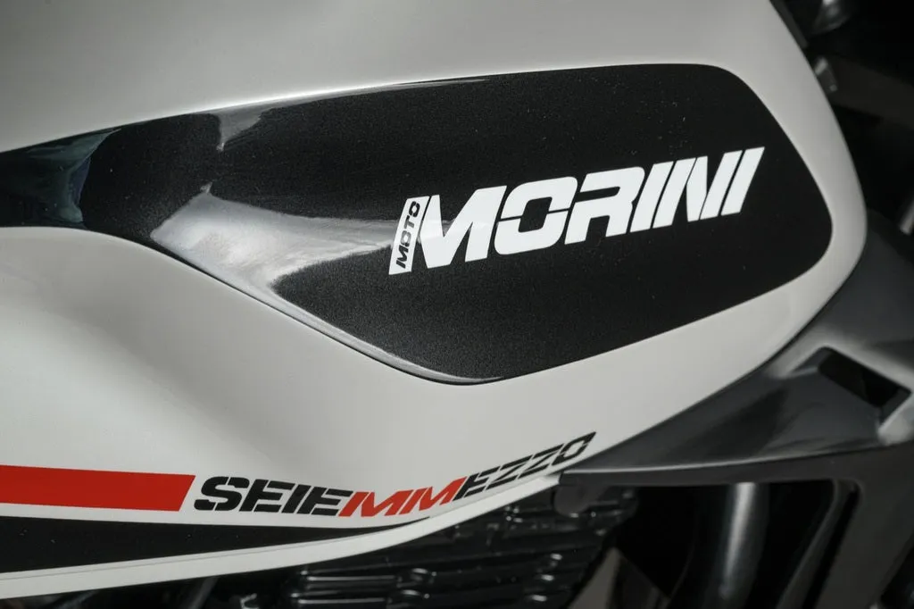 Moto Morini Seiemmezzo STR 650cc Starlight White