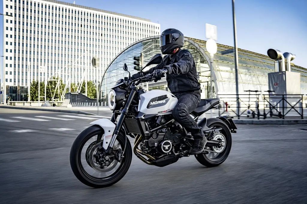Moto Morini Seiemmezzo STR 650cc Starlight White