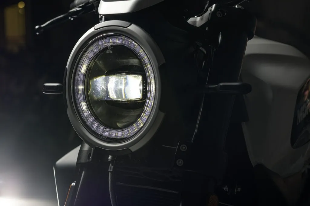 Moto Morini Seiemmezzo STR 650cc Starlight White