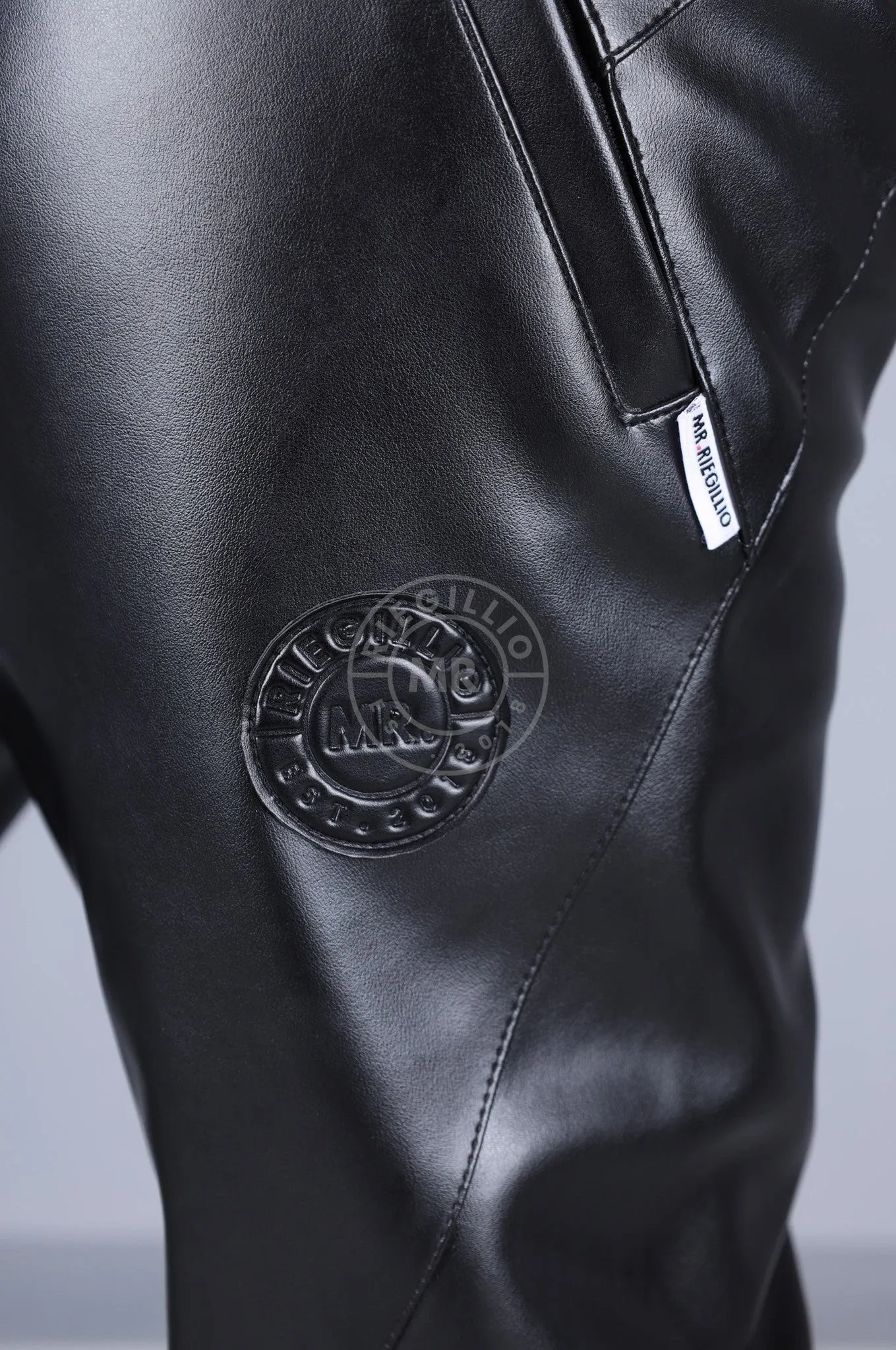 MR. 24 Tracksuit Pants - Black