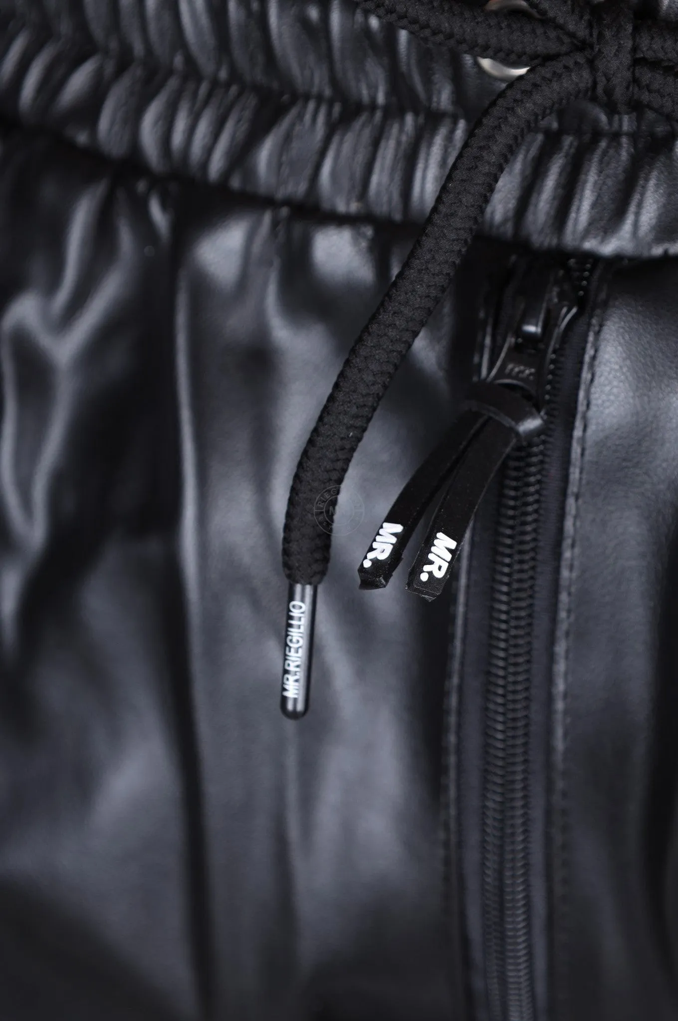 MR. 24 Tracksuit Pants Thru Zip - Black