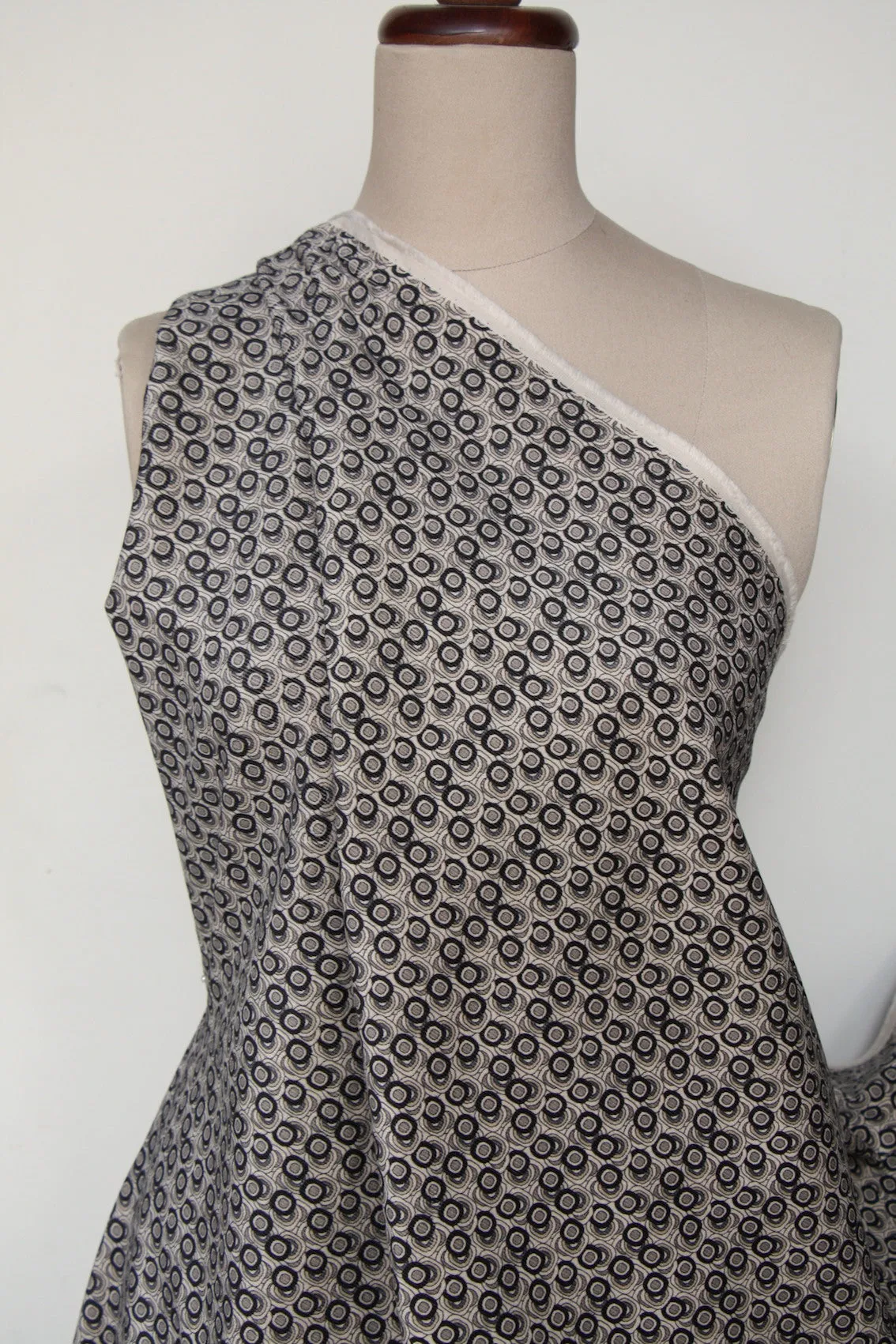Retro Shadow - Printed Corduroy