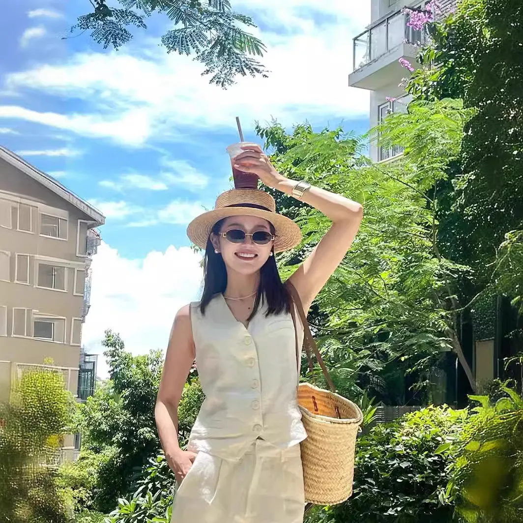 Sleeveless Cotton Linen Linen Suit Women's High-End Summer Wear Cold Style High-Grade Vest Casual Shorts Two-Piece Suit