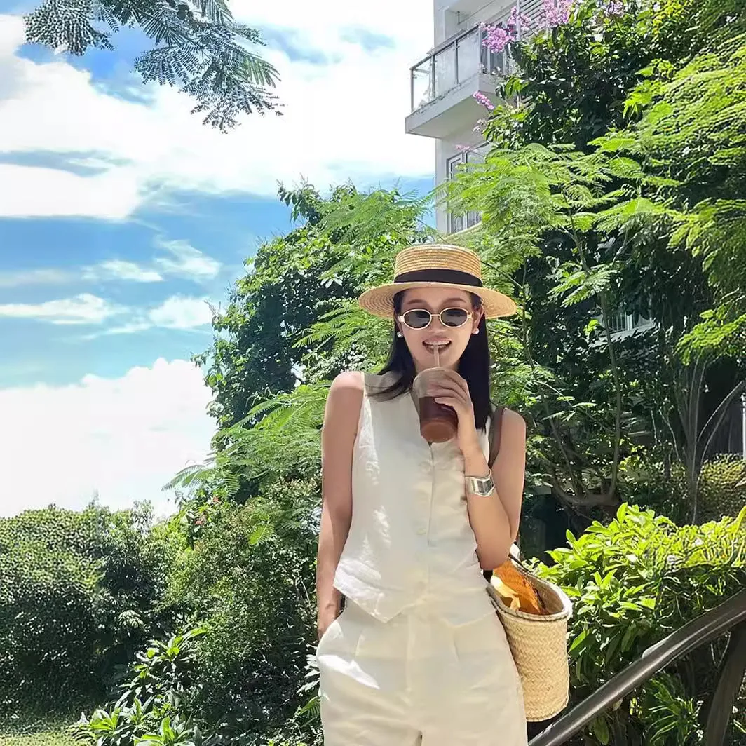 Sleeveless Cotton Linen Linen Suit Women's High-End Summer Wear Cold Style High-Grade Vest Casual Shorts Two-Piece Suit
