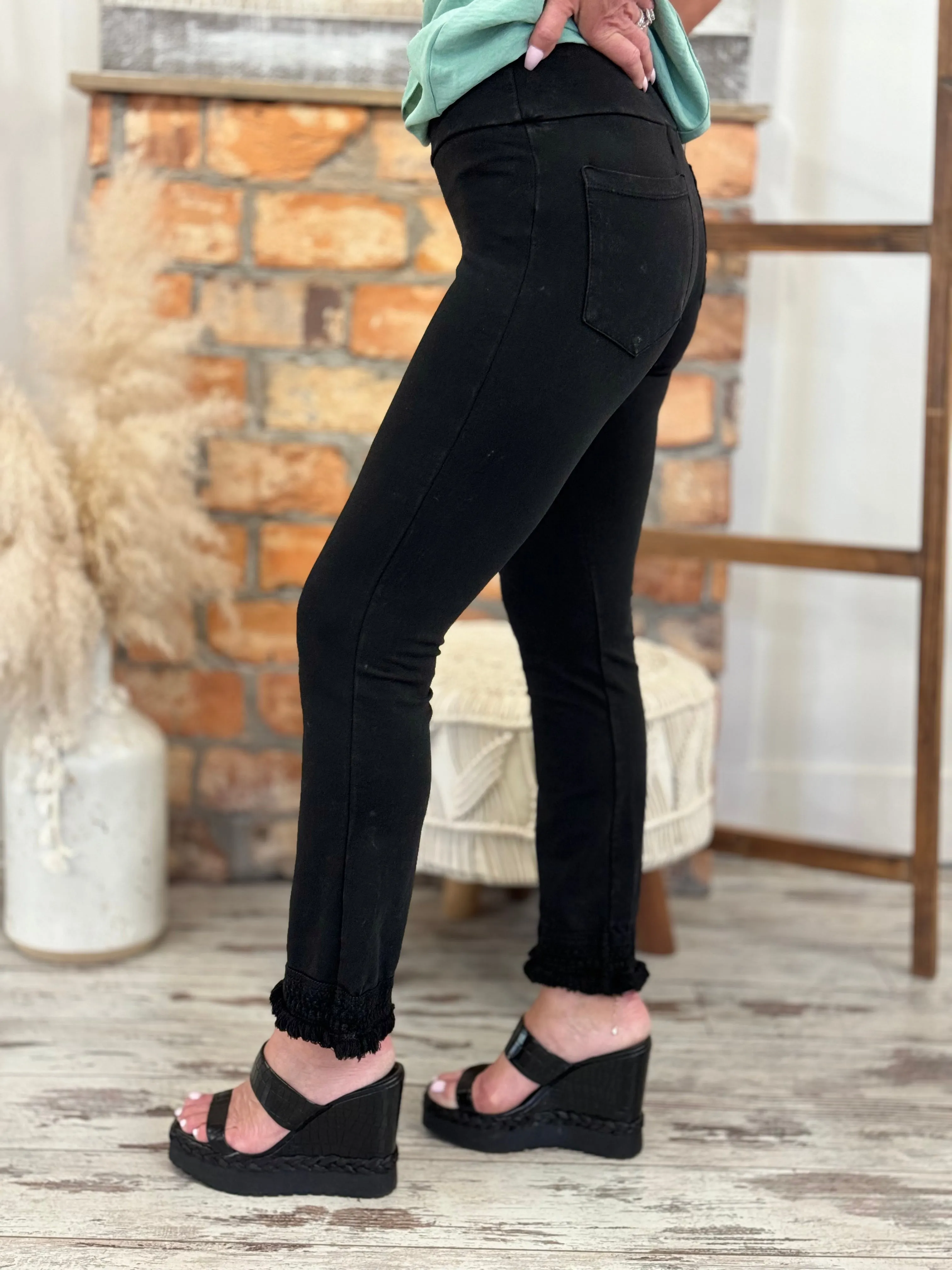 Washed Cropped Fringe Hem Pants in Black